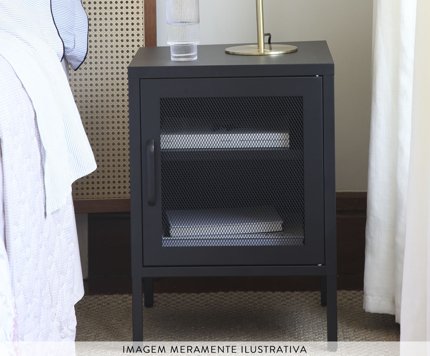 Mesa Lateral Rouen Preto - image 1