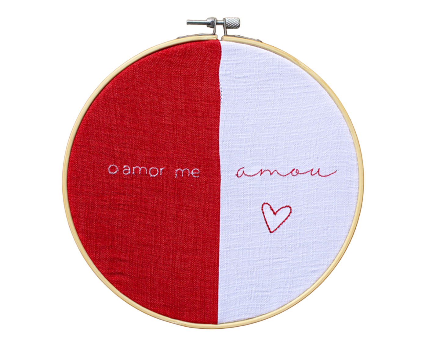 Bordado Decorativo "O Amor Me Amou" - image 0