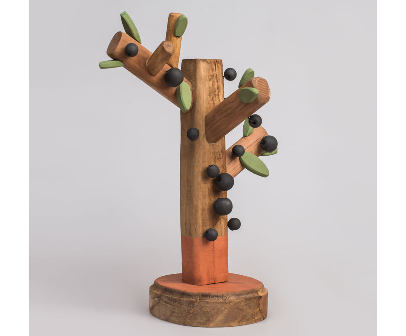Escultura Meu P&eacute; de Jabuticaba - image 1