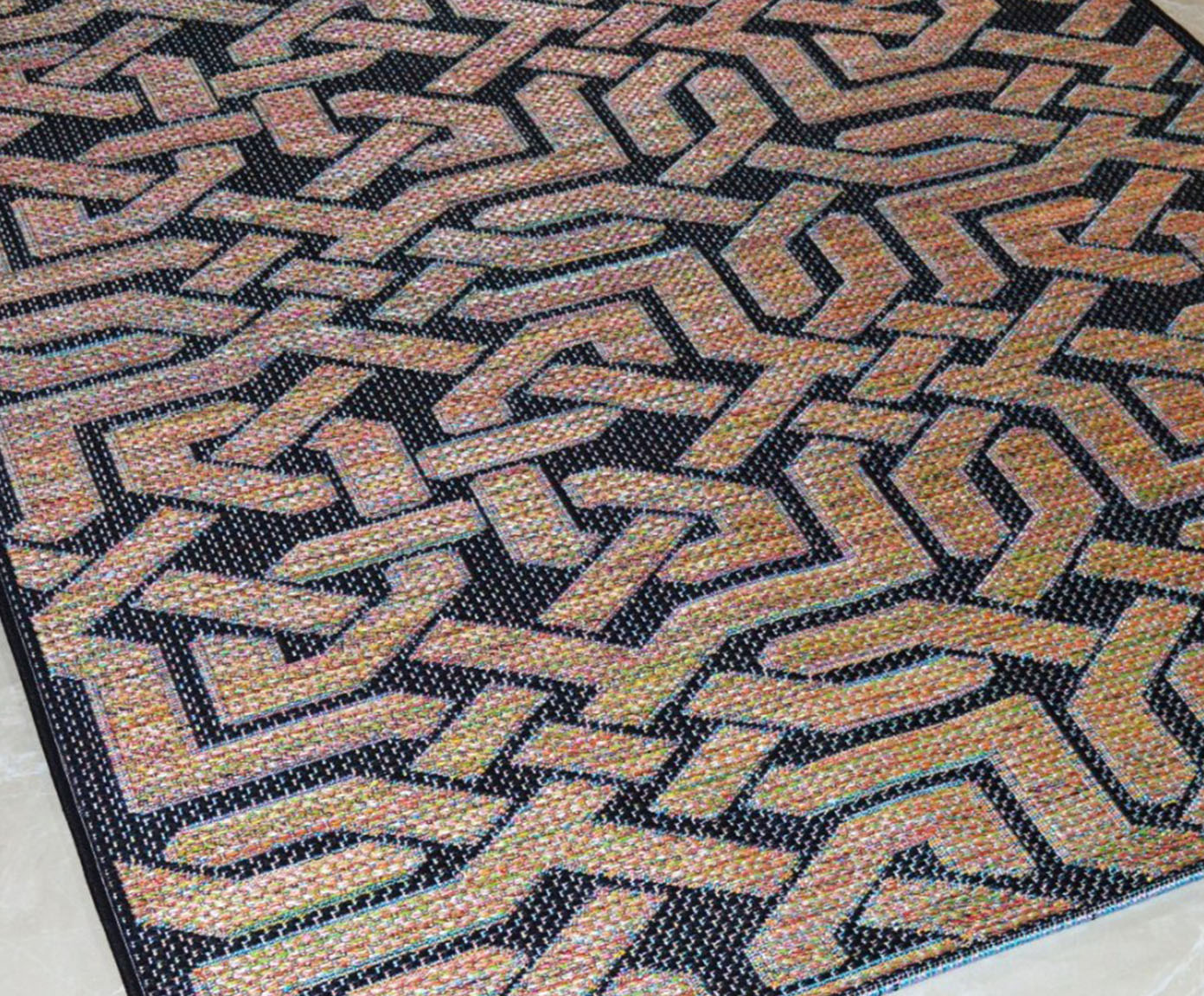 Tapete Pequeno em Sisal Unique Lisboa Discerning Preto image number 3