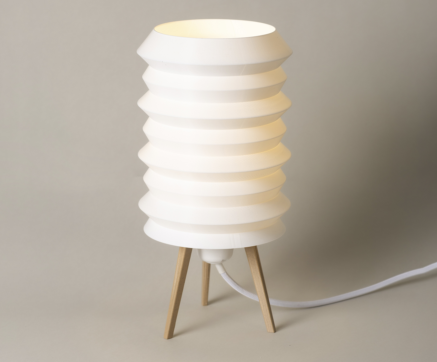 Lumin&aacute;ria Kyoto Bivolt - Base Bege - image 1