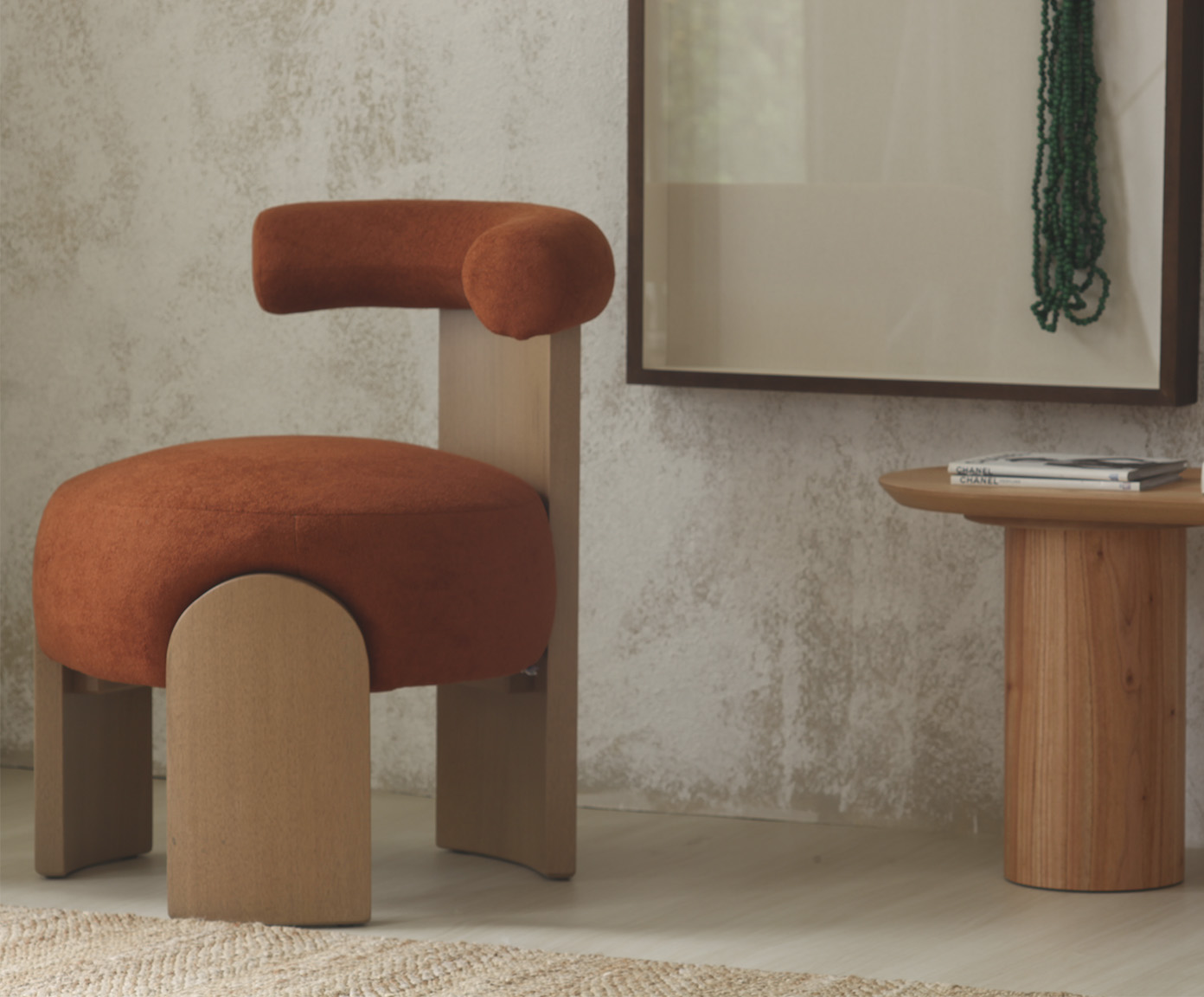 Poltrona Zoe em Boucle Terracota base Pecan - image 1