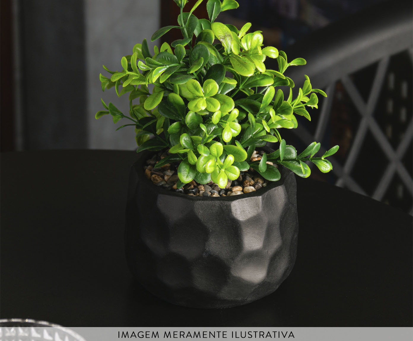 Cachepot com Planta Artificial Prisma Preto - image 1