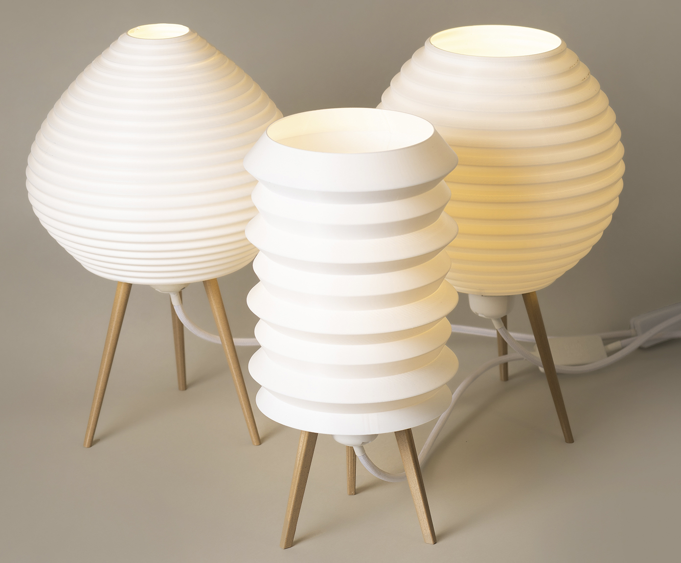 Cole&ccedil;&atilde;o de Lumin&aacute;rias Japonesas Base Bege - image 1