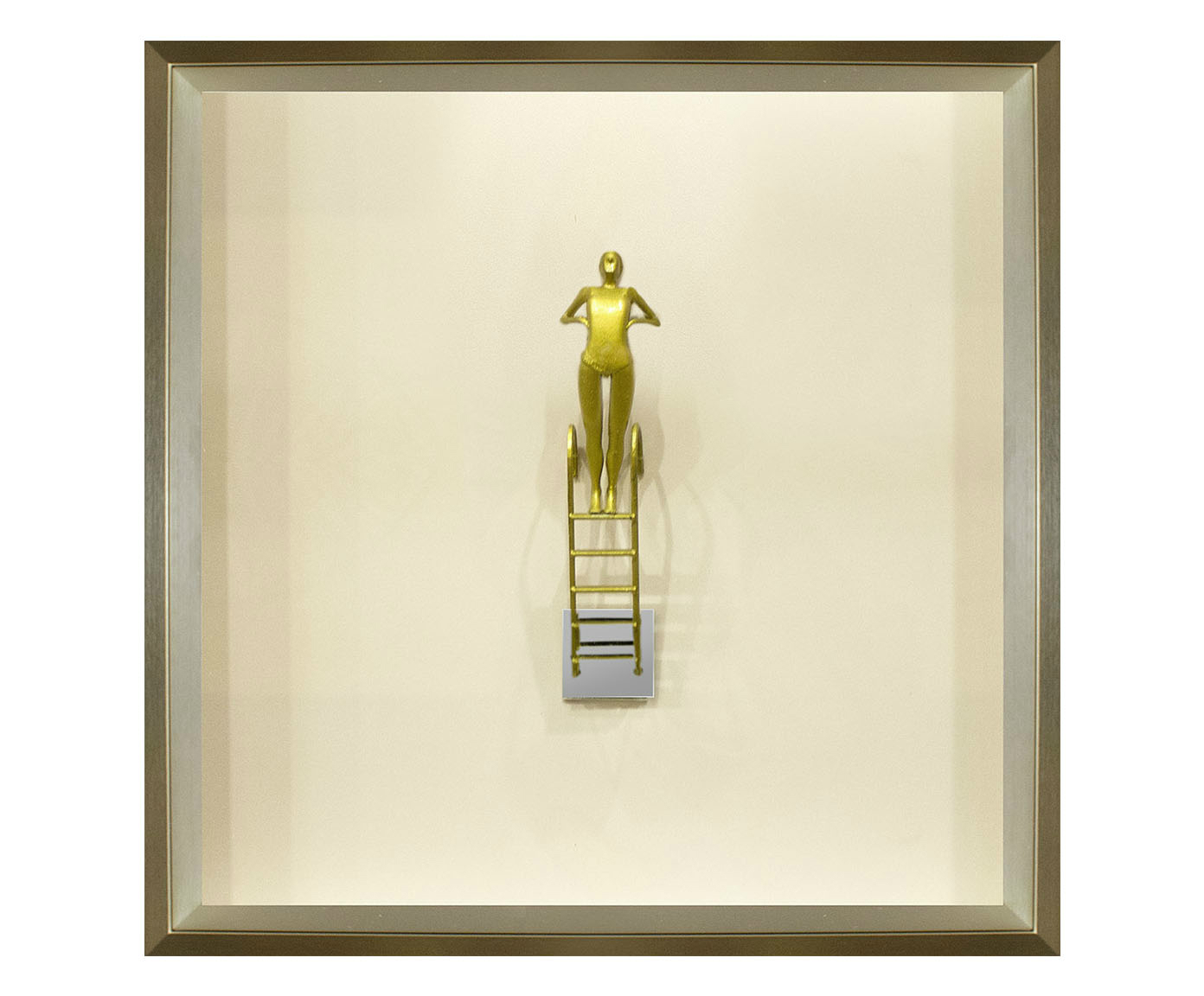 Caixa Decorativa Mergulhadora Jump Dourado - image 0