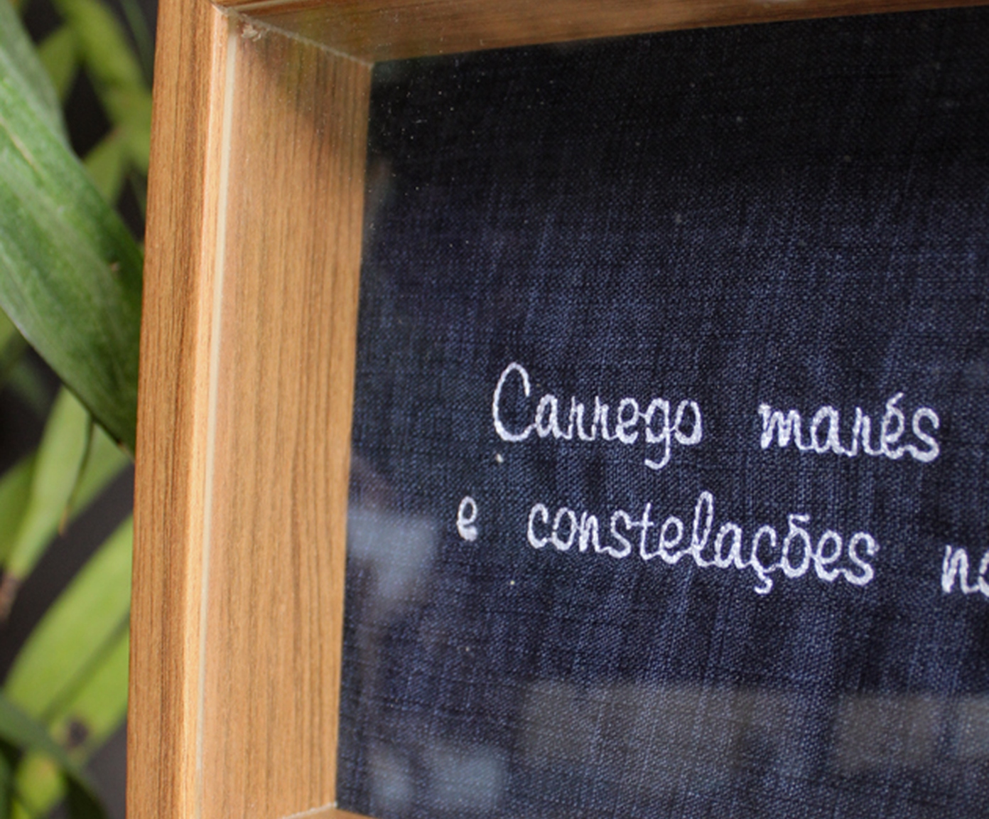 Quadro Decorativo "Carrego Mar&eacute;s no Peito" - image 1