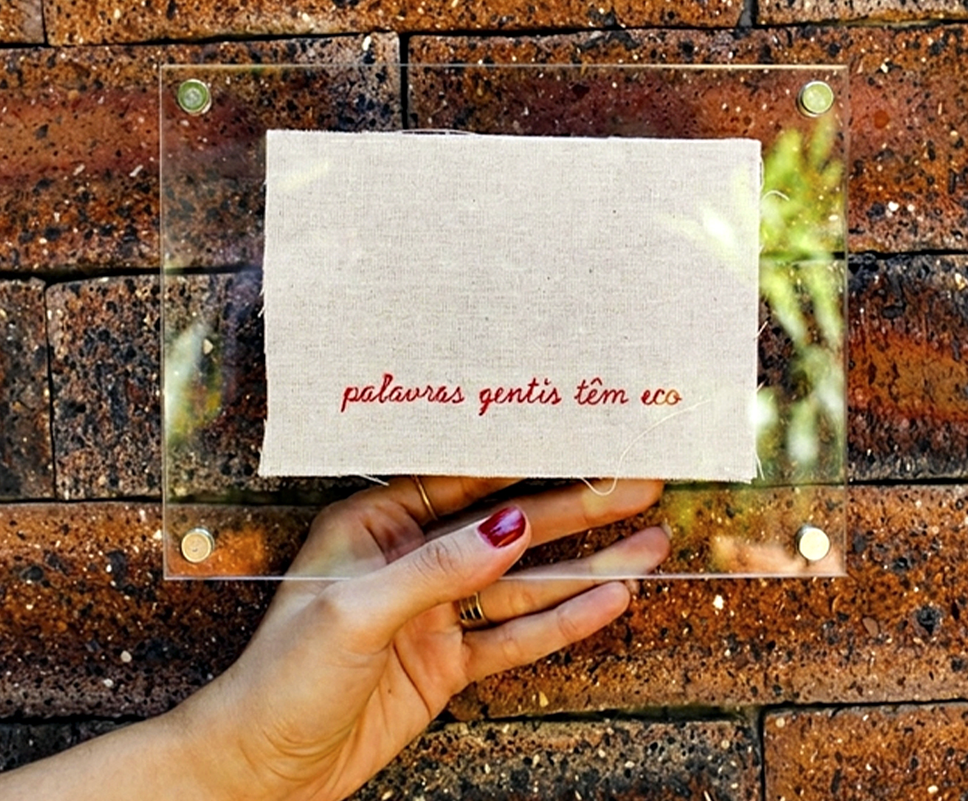 Quadro em Acr&iacute;lico "Palavras Gentis tem Eco" - image 1