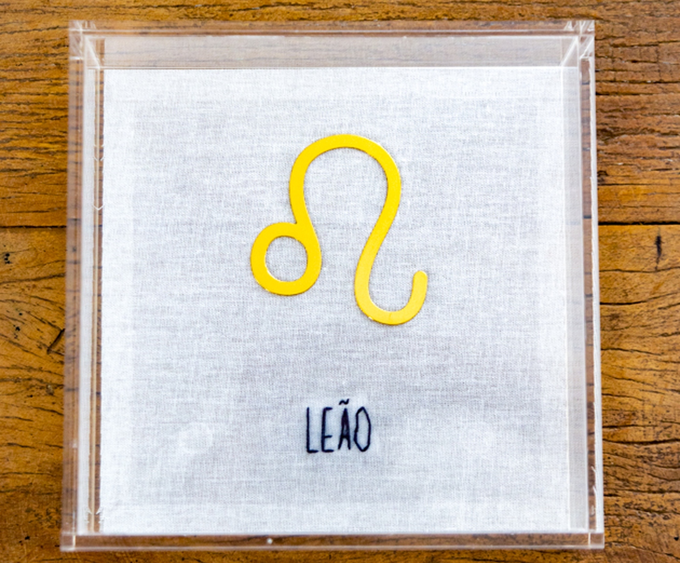 Quadro em Acr&iacute;lico "Signo Le&atilde;o" - image 1