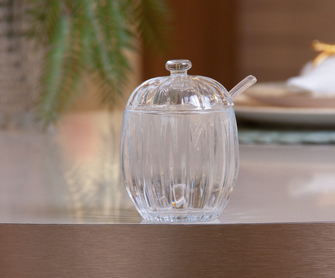 A&ccedil;ucareiro com Colher em Cristal Still image number 3