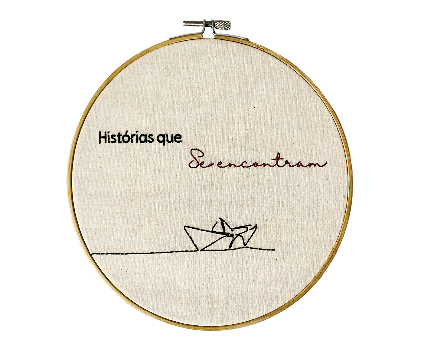 Bordado Decorativo "Hist&oacute;rias Que Se Encontram" - image 0
