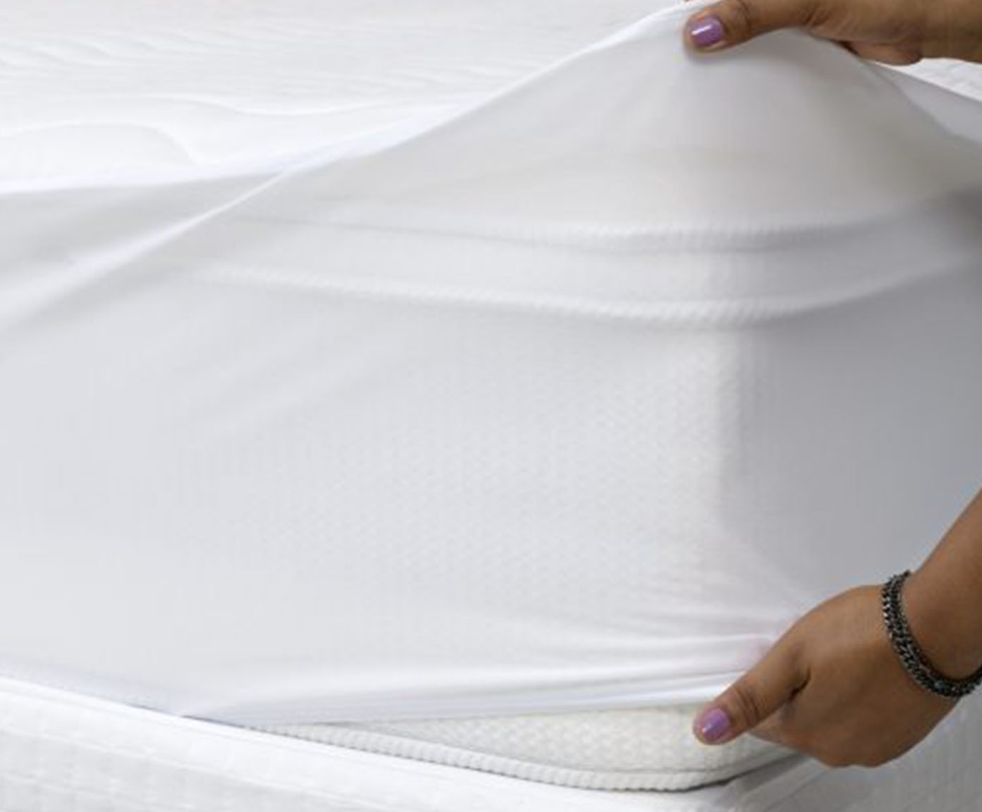 Protetor de Colch&atilde;o Imperme&aacute;vel Branco 140 Fios - image 1