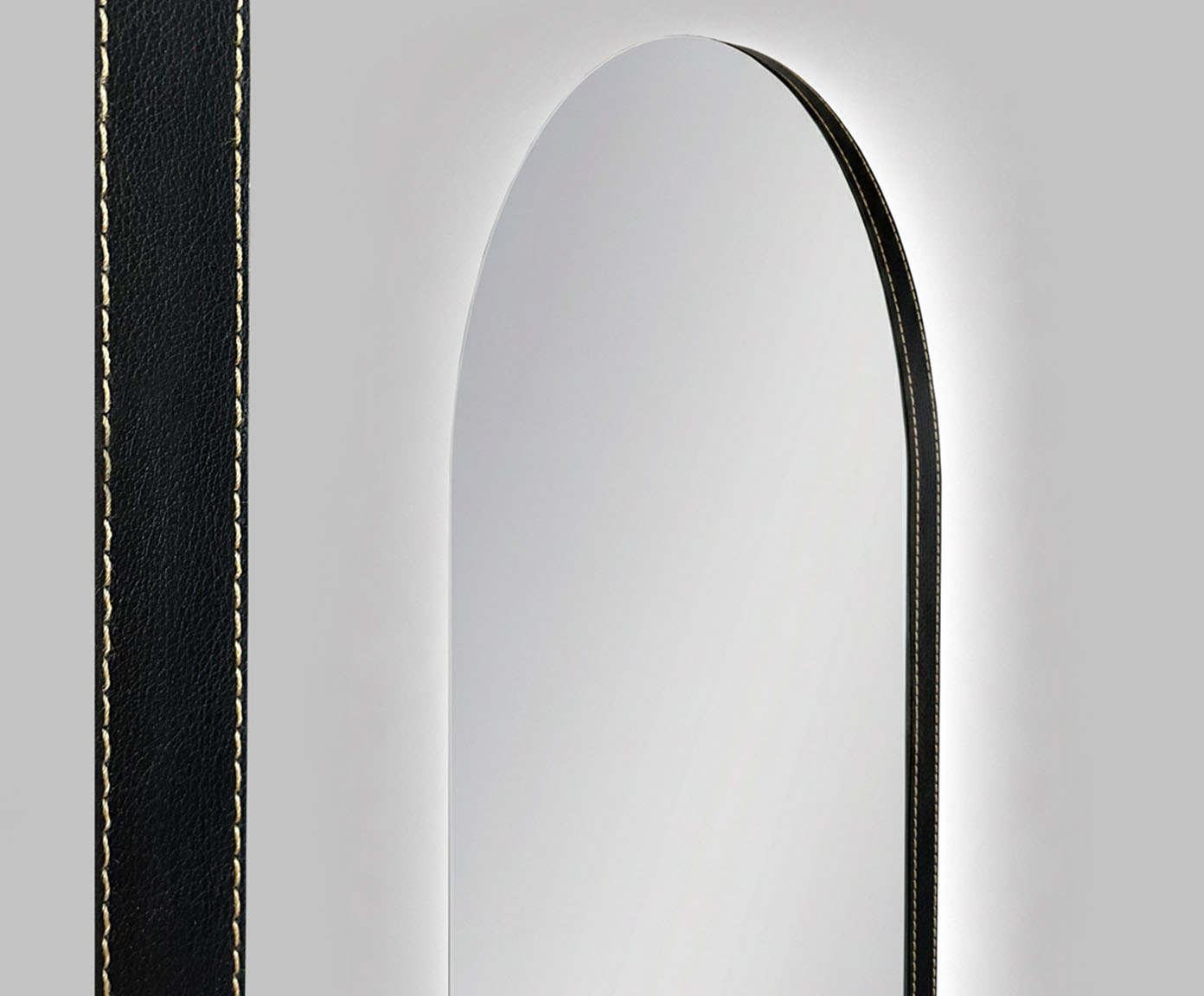 Espelho com Led Smart Doha Preto image number 3